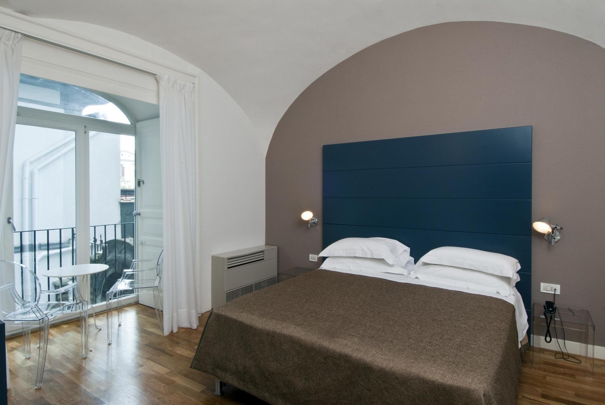 Hotel Piazza Bellini&Apartments Napoli Esterno foto