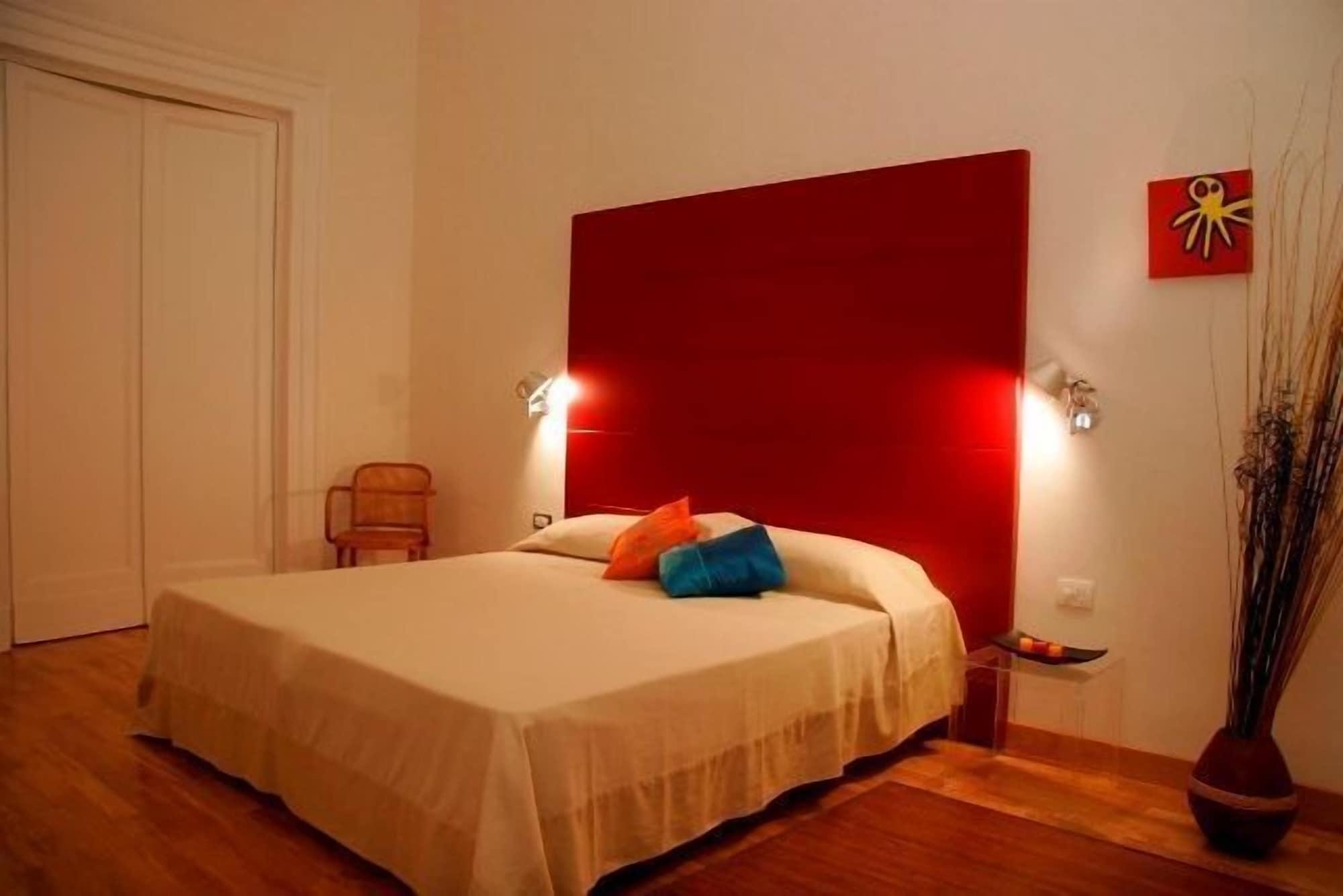 Hotel Piazza Bellini&Apartments Napoli Esterno foto